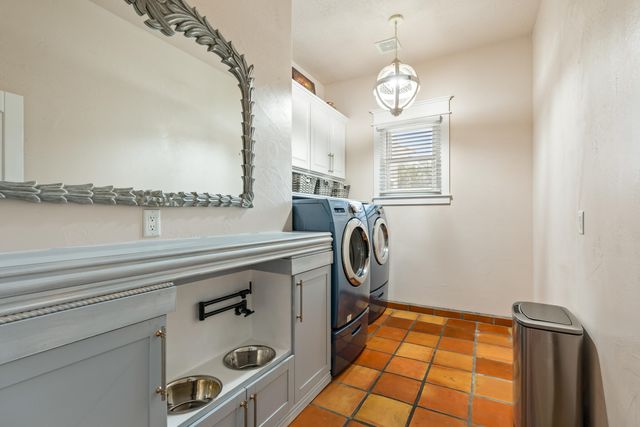 9510 Modesto Avenue NE, Albuquerque, NM 87122