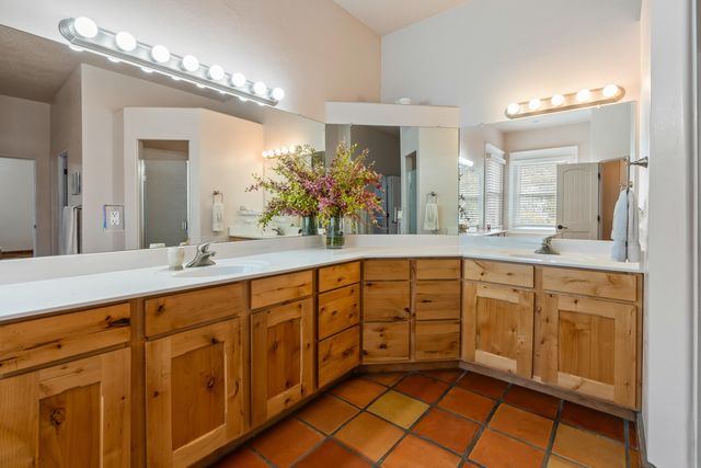 9510 Modesto Avenue NE, Albuquerque, NM 87122