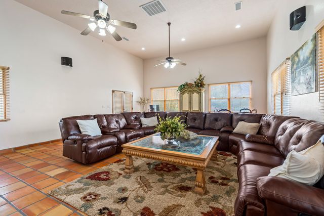 9510 Modesto Avenue NE, Albuquerque, NM 87122