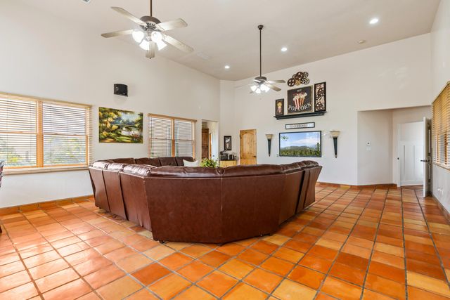 9510 Modesto Avenue NE, Albuquerque, NM 87122