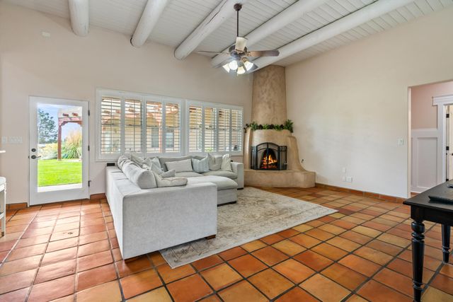 9510 Modesto Avenue NE, Albuquerque, NM 87122