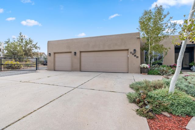 9510 Modesto Avenue NE, Albuquerque, NM 87122