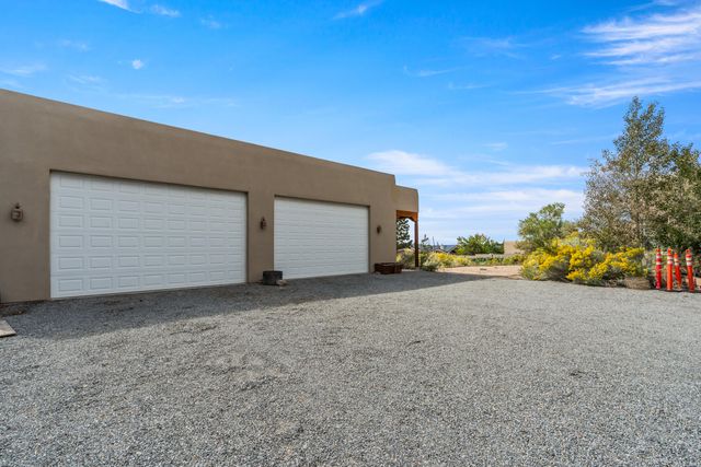 9510 Modesto Avenue NE, Albuquerque, NM 87122