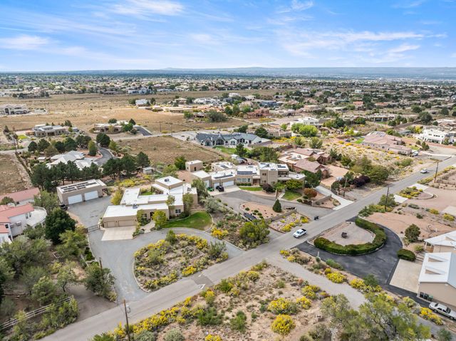 9510 Modesto Avenue NE, Albuquerque, NM 87122