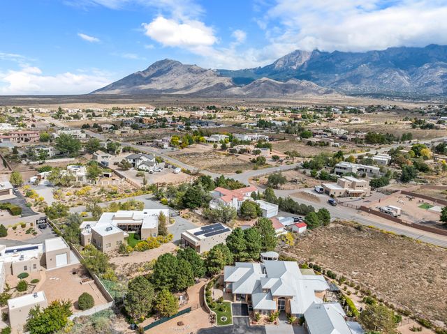 9510 Modesto Avenue NE, Albuquerque, NM 87122