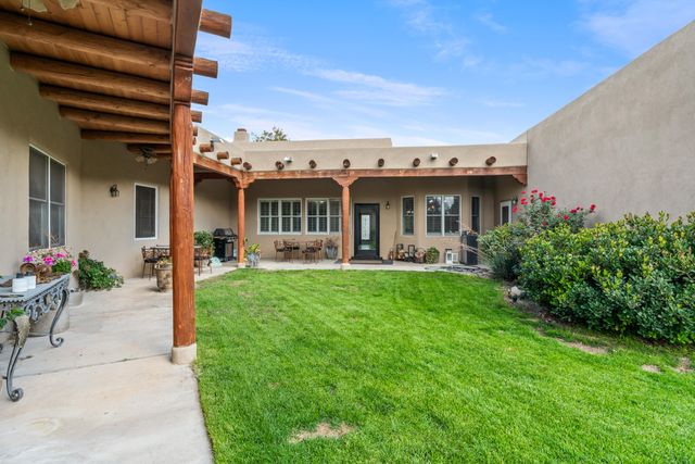 9510 Modesto Avenue NE, Albuquerque, NM 87122