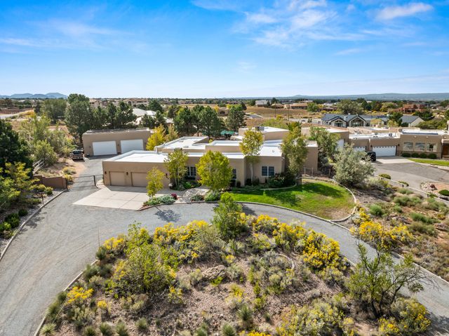 9510 Modesto Avenue NE, Albuquerque, NM 87122