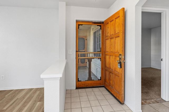 740 Breeze Hill Road 223, Vista, CA 92081