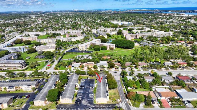 2213 NE 1st Court 204, Boynton Beach, FL 33435