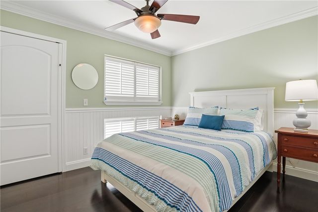 1000 Mallery Street Ext J77, St Simons Island, GA 31522