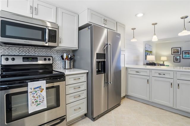 1000 Mallery Street Ext J77, St Simons Island, GA 31522