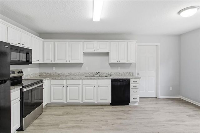 32 Saddle Lane NW, Cartersville, GA 30121