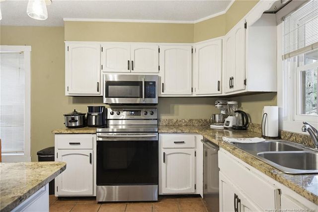 208 Kyra Lane, Maxton, NC 28364