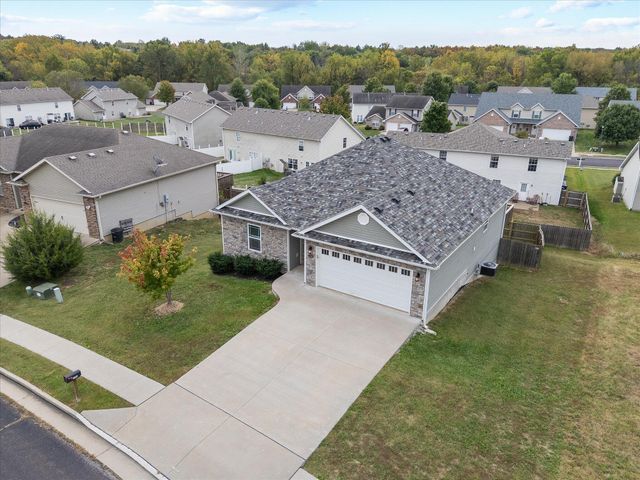 5506 MURFREESBORO DR, Columbia, MO 65201