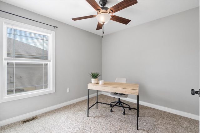 5506 MURFREESBORO DR, Columbia, MO 65201