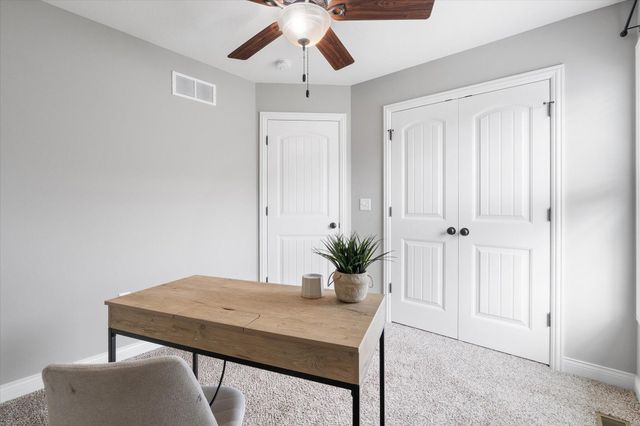 5506 MURFREESBORO DR, Columbia, MO 65201