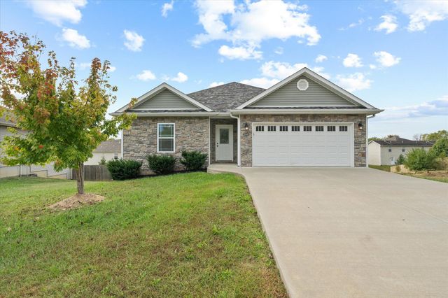 5506 MURFREESBORO DR, Columbia, MO 65201
