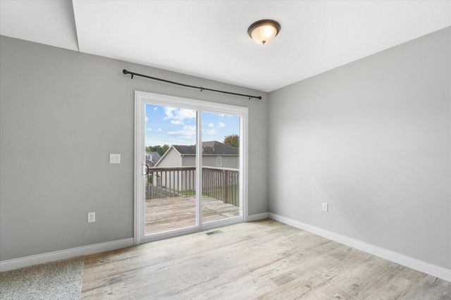 5506 MURFREESBORO DR, Columbia, MO 65201