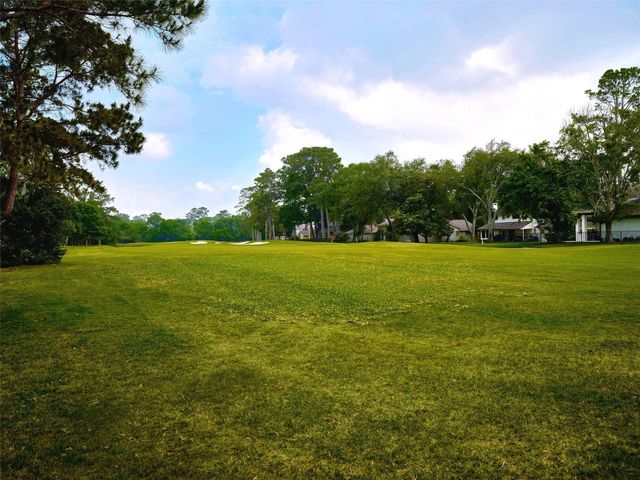 13127 Paradise Valley Drive, Houston, TX 77069