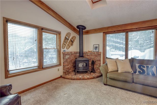 11 Creekside, Ellicottville, NY 14731