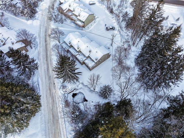 11 Creekside, Ellicottville, NY 14731