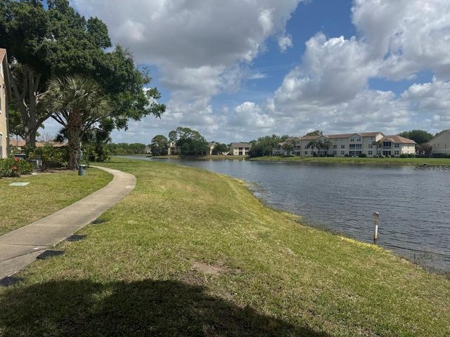 4037 CROCKERS LAKE BOULEVARD 25, Sarasota, FL 34238