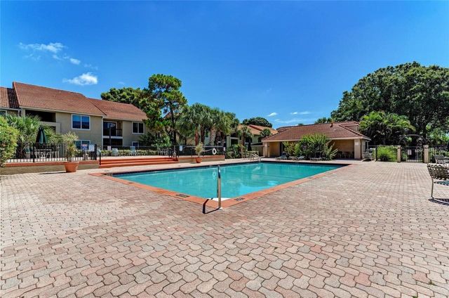 4037 CROCKERS LAKE BOULEVARD 25, Sarasota, FL 34238