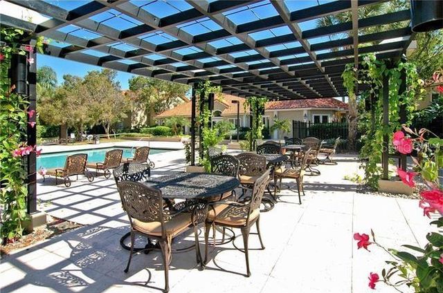 4037 CROCKERS LAKE BOULEVARD 25, Sarasota, FL 34238