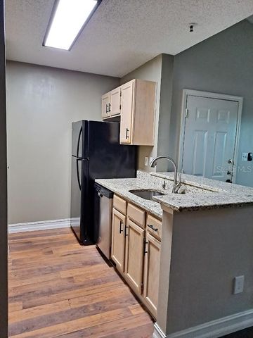 4037 CROCKERS LAKE BOULEVARD 25, Sarasota, FL 34238