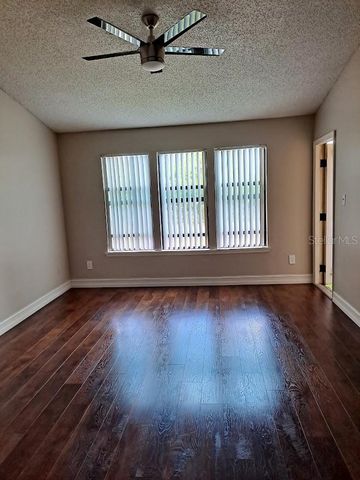 4037 CROCKERS LAKE BOULEVARD 25, Sarasota, FL 34238