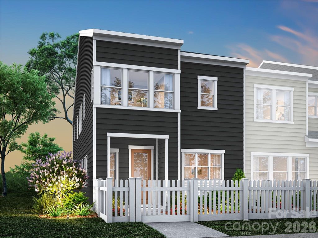 8300 Discovery Lane, Charlotte, NC 28216