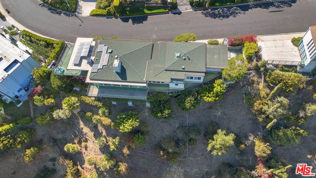 10924 Savona Road, Los Angeles, CA 90077