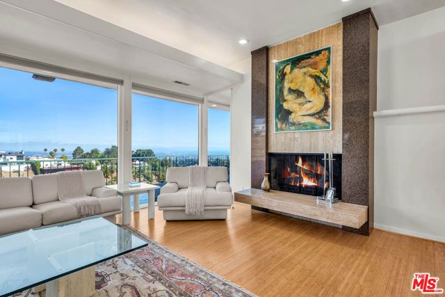 10924 Savona Road, Los Angeles, CA 90077