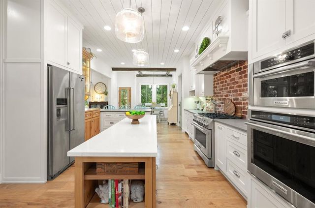 2717 Walking Woods Trail, Jones, OK 73049