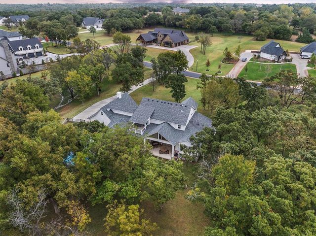 2717 Walking Woods Trail, Jones, OK 73049