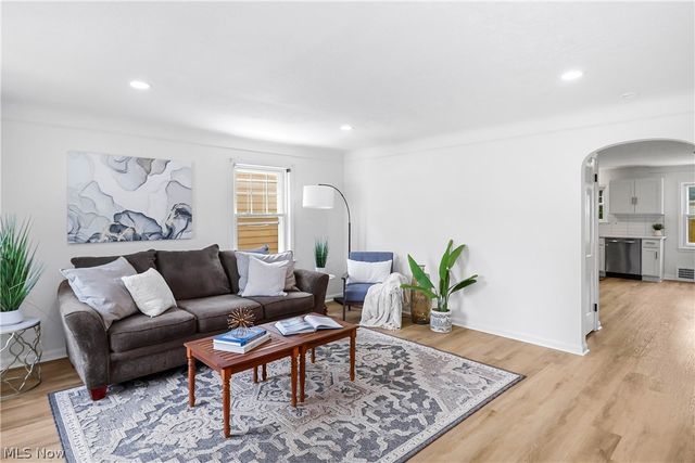 17009 Sedalia Avenue, Cleveland, OH 44135