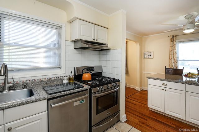 608 Terrace Place, North Baldwin, NY 11510