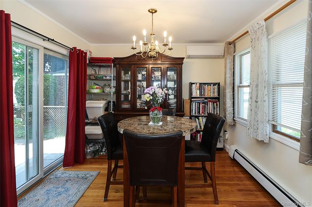 608 Terrace Place, North Baldwin, NY 11510