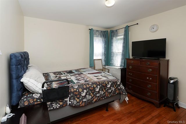 608 Terrace Place, North Baldwin, NY 11510
