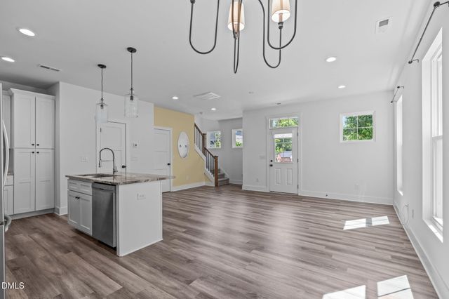 2801b Cannada Avenue, Durham, NC 27704