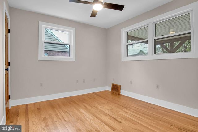 350 E ROOSEVELT AVE, Middletown, PA 17057