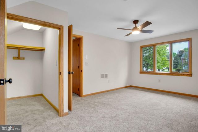350 E ROOSEVELT AVE, Middletown, PA 17057