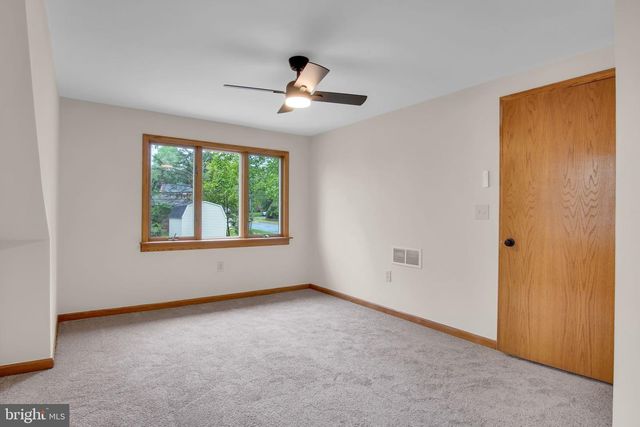 350 E ROOSEVELT AVE, Middletown, PA 17057