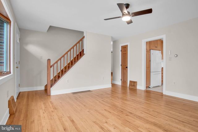 350 E ROOSEVELT AVE, Middletown, PA 17057