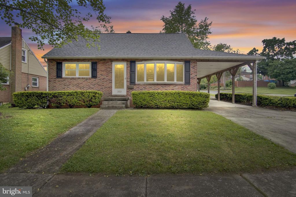 350 E ROOSEVELT AVE, Middletown, PA 17057