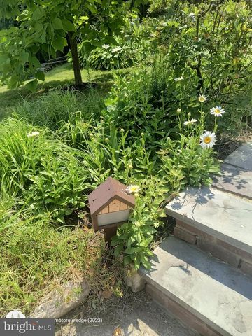522 BROOKFIELD RD, Drexel Hill, PA 19026