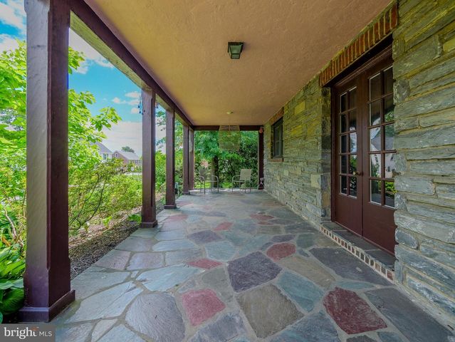 522 BROOKFIELD RD, Drexel Hill, PA 19026