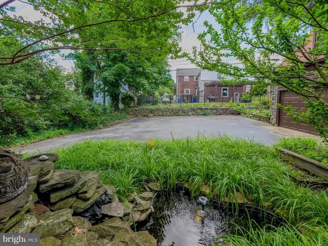 522 BROOKFIELD RD, Drexel Hill, PA 19026