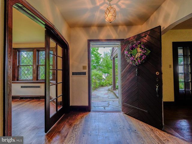 522 BROOKFIELD RD, Drexel Hill, PA 19026