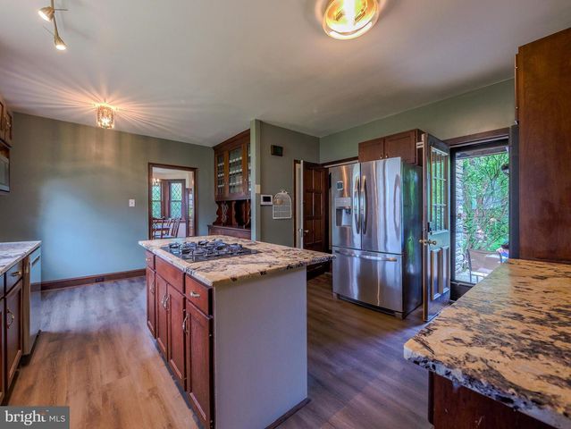 522 BROOKFIELD RD, Drexel Hill, PA 19026